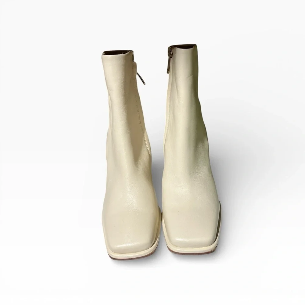 🌻NEW w/box Sam Edelman Irie Ivory Leather Square Toe Block Heel Ankle Booties 6